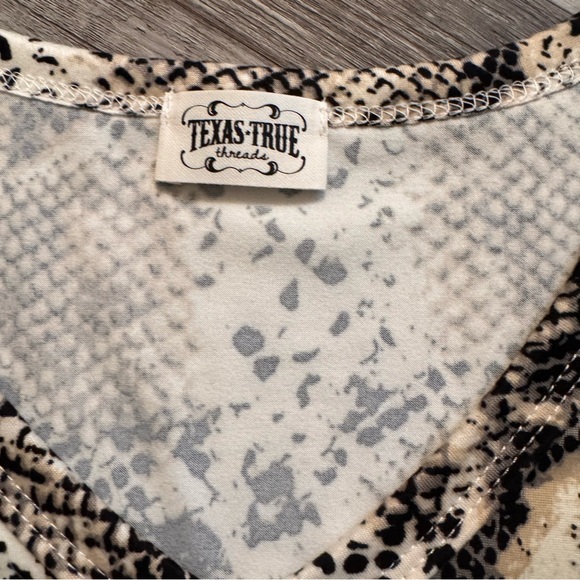 Texas True Threads Snake Print Dress Size Medium Western Boutique Mini Dress NWT - Picture 4 of 5